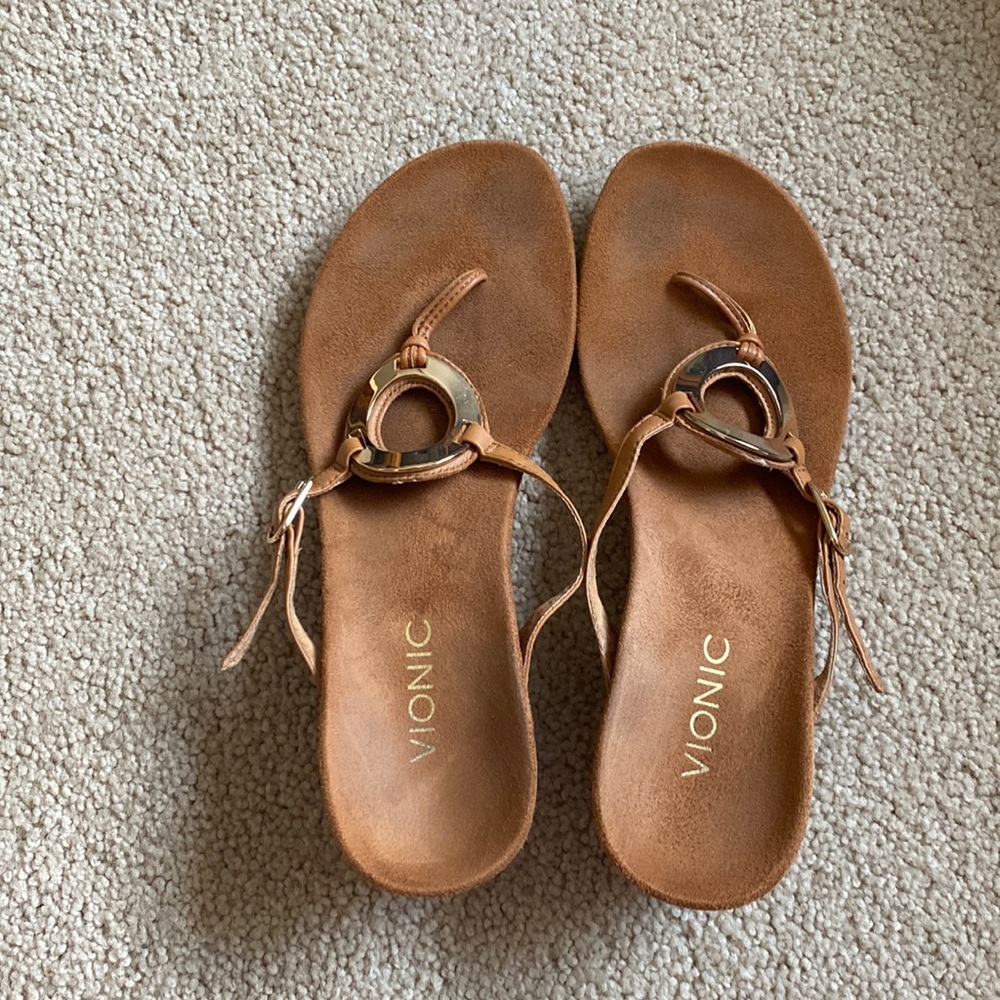 Vionic Sandals//Brown//Size 9/ So Comfortable!